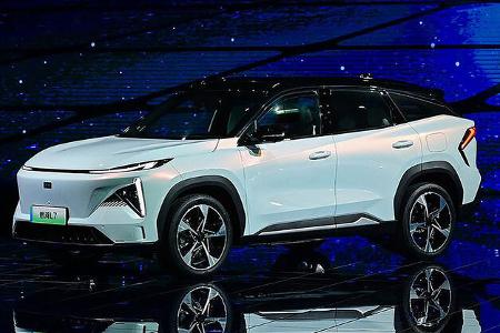 Geely Galaxy L7