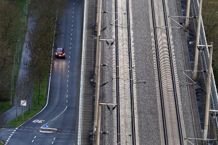 Das Auto bleibt in den nächsten Jahren das dominierende Verkehrsmittel. (Archivbild) Das Auto bleibt in den nächsten Jahren das dominierende Verkehrsmittel. (Archivbild)