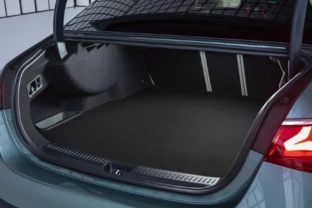 Mercedes E-Klasse W214 Premiere 2023