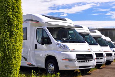 Wohnmobil beim Händler Wohnmobil beim Händler