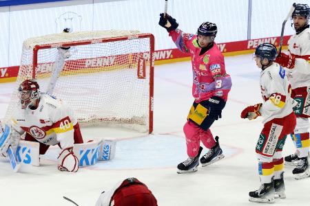 DEL: Eisbären retten Overtime-Sieg gegen Schlusslicht DEG DEL: Eisbären retten Overtime-Sieg gegen Schlusslicht DEG