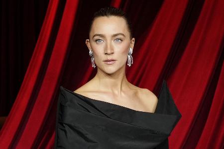 Witz über Selbstverteidigung: TV-Auftritt von Saoirse Ronan geht viral Witz über Selbstverteidigung: TV-Auftritt von Saoirse Ronan geht viral