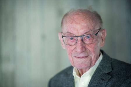 Edzard Reuter ist im Alter von 96 Jahren gestorben. (Archivbild) Edzard Reuter ist im Alter von 96 Jahren gestorben. (Archivbild)