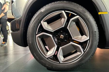 Rivian R3