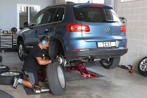 15 Sommerreifen im ADAC-Test