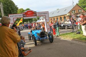 106 Oldtimer auf Schwarzwaldfahrt
