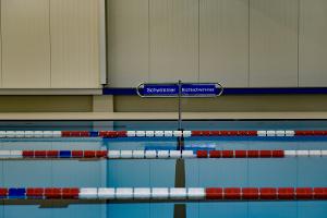 Missbrauch: Kommission fordert "gläserne Schwimmhalle"