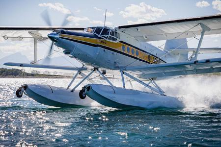 Antonow An-2 mit Honeywell-Turbine und Schwimmern zu verkaufen. Antonow An-2 mit Honeywell-Turbine und Schwimmern zu verkaufen.