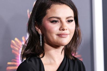 Selena Gomez schießt gegen rassistischen Puerto-Rico-Witz Selena Gomez schießt gegen rassistischen Puerto-Rico-Witz