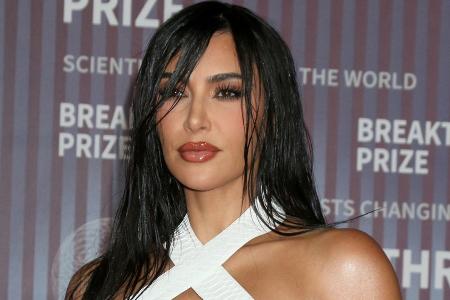 Kim Kardashian macht Heidi Klum als Halloween-Queen Konkurrenz Kim Kardashian macht Heidi Klum als Halloween-Queen Konkurrenz