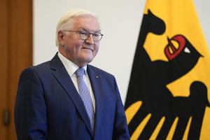 Steinmeier verleiht Silbernes Lorbeerblatt