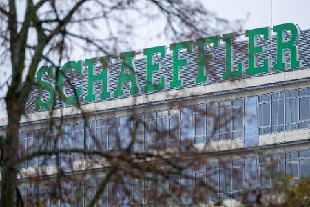 Der Zulieferer Schaeffler baut Tausende Stellen ab (Archivbild). Der Zulieferer Schaeffler baut Tausende Stellen ab (Archivbild).