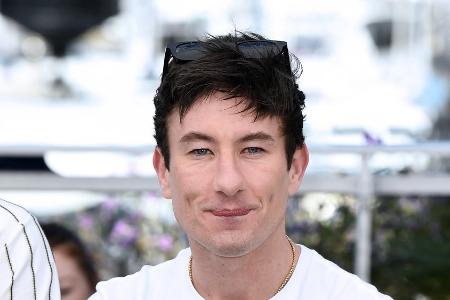 Barry Keoghan verrät: Er trägt in Barry Keoghan verrät: Er trägt in