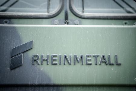 Das Logo des Rüstungskonzerns Rheinmetall an einem Fahrzeug der Bundeswehr bei der Nato-Übung Quadriga 2024. Das Logo des Rüstungskonzerns Rheinmetall an einem Fahrzeug der Bundeswehr bei der Nato-Übung Quadriga 2024.