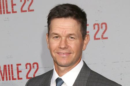 Mark Wahlberg feiert einen Tag nach Feuer Restauranteröffnung Mark Wahlberg feiert einen Tag nach Feuer Restauranteröffnung