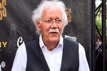 Mit 81 Jahren: Carlo von Tiedemann gibt seinen Führerschein ab Mit 81 Jahren: Carlo von Tiedemann gibt seinen Führerschein ab