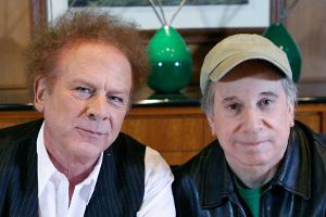 Wiedersehen mit Paul Simon rührt Art Garfunkel zu Tränen