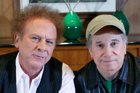 Wiedersehen mit Paul Simon rührt Art Garfunkel zu Tränen Wiedersehen mit Paul Simon rührt Art Garfunkel zu Tränen