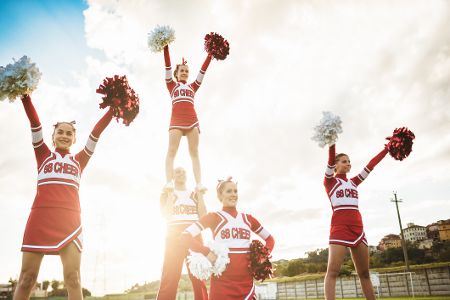 Cheerleader beim Performen