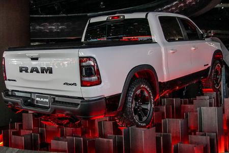 NAIAS 2018 Detroit Impressionen Auspuff Blende