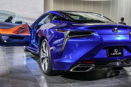 NAIAS 2018 Detroit Impressionen Auspuff Blende