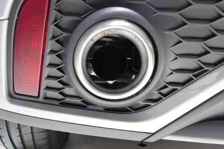 Jaguar E-Pace - Auspuff - IAA Frankfurt 2017