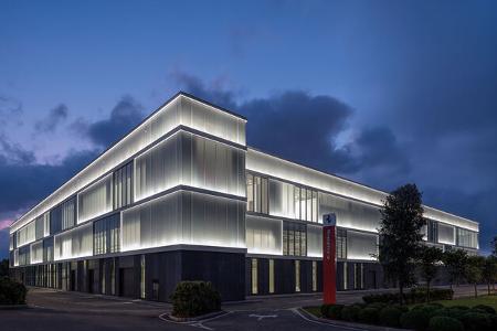 Ferrari E-Building Maranello (2024) Außenansicht Ferrari E-Building Maranello (2024) Außenansicht