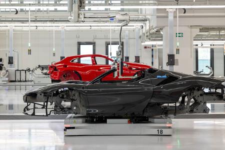 Ferrari E-Building Maranello (2024) Produktionshalle