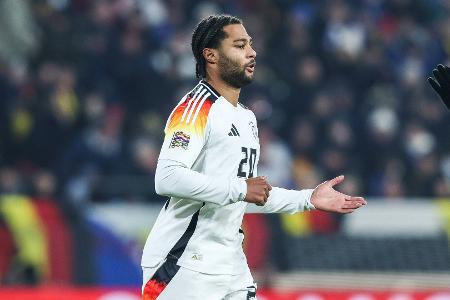 Kuriose Szene: Gnabry verhindert Groß-Tor Kuriose Szene: Gnabry verhindert Groß-Tor