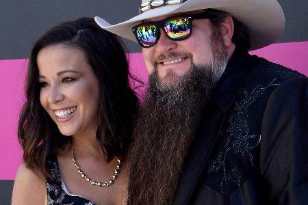 Country-Star Sundance Head wurde aus dem Krankenhaus entlassen Country-Star Sundance Head wurde aus dem Krankenhaus entlassen