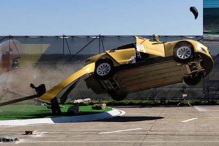 08/2022, AXA Elektroauto Crashtest Dübendorf Schweiz 2022