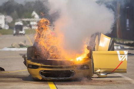 08/2022, AXA Elektroauto Crashtest Dübendorf Schweiz 2022