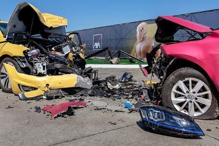 08/2022, AXA Elektroauto Crashtest Dübendorf Schweiz 2022