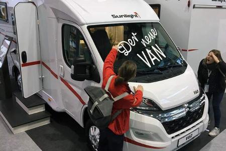 Sunlight Van (2019)