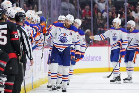 Draisaitl triumphiert im NHL-Duell mit Stützle Draisaitl triumphiert im NHL-Duell mit Stützle