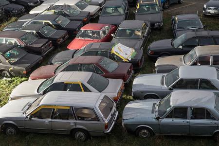 Youngtimer Parkplatz Kirchberg (SG) Schweiz