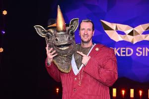 "The Masked Singer": Dieser Sportstar wurde zum Auftakt demaskiert