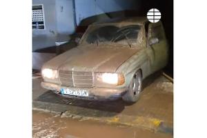 Dieser W123 war unter Wasser - und fährt trotzdem