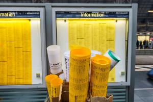 Deutsche Bahn lässt Ankunftspläne in Bahnhöfen doch hängen