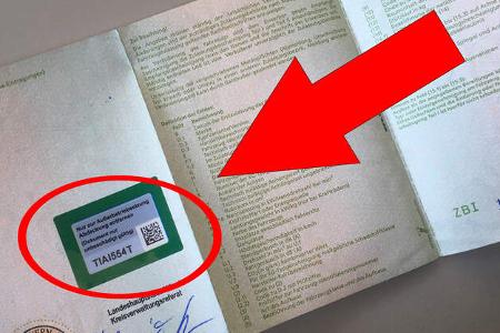 Online Zulassung i-Kfz Computer Digital Fahrzeugschein