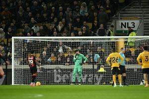 Premier-League-Rekord: Kluivert verwandelt drei Elfmeter