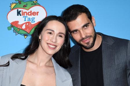 Aurora Ramazzotti und ihr Freund Goffredo haben sich verlobt Aurora Ramazzotti und ihr Freund Goffredo haben sich verlobt