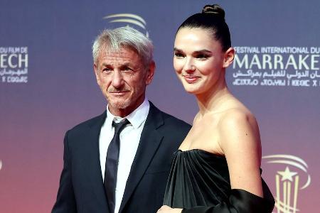 Sean Penn feiert Pärchen-Debüt mit Freundin Valeria Nicov Sean Penn feiert Pärchen-Debüt mit Freundin Valeria Nicov
