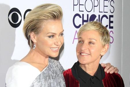 Portia de Rossi und Ellen DeGeneres: Fluten bedrohen ihr neues Anwesen Portia de Rossi und Ellen DeGeneres: Fluten bedrohen ihr neues Anwesen