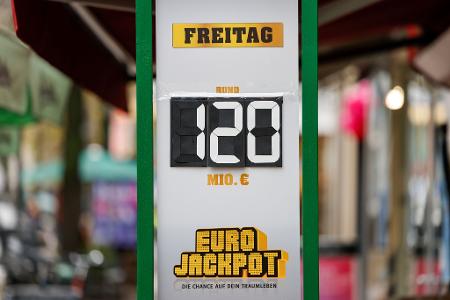Die 120 Millionen Euro bleiben vorerst weiter im Jackpot. (Archivbild) Die 120 Millionen Euro bleiben vorerst weiter im Jackpot. (Archivbild)