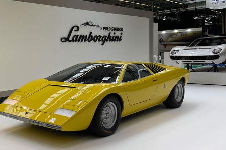 Rétromobile Paris 2022 Lamborghini Countach Polo Storico