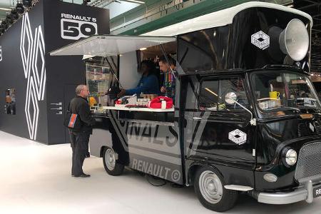 Rétromobile Paris 2022 Renault 50 Jahre R5