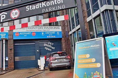 12/2024 Hamburg Aldi-Parkhaus 12/2024 Hamburg Aldi-Parkhaus