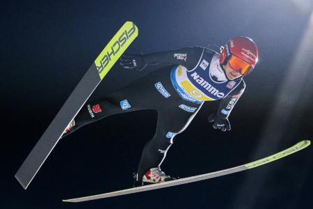 Skispringen: Schmid dominiert in China Skispringen: Schmid dominiert in China