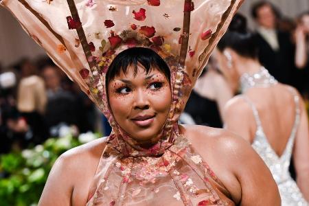 Lizzo gewinnt Rechtsstreit gegen ihre ehemalige Stylistin Lizzo gewinnt Rechtsstreit gegen ihre ehemalige Stylistin